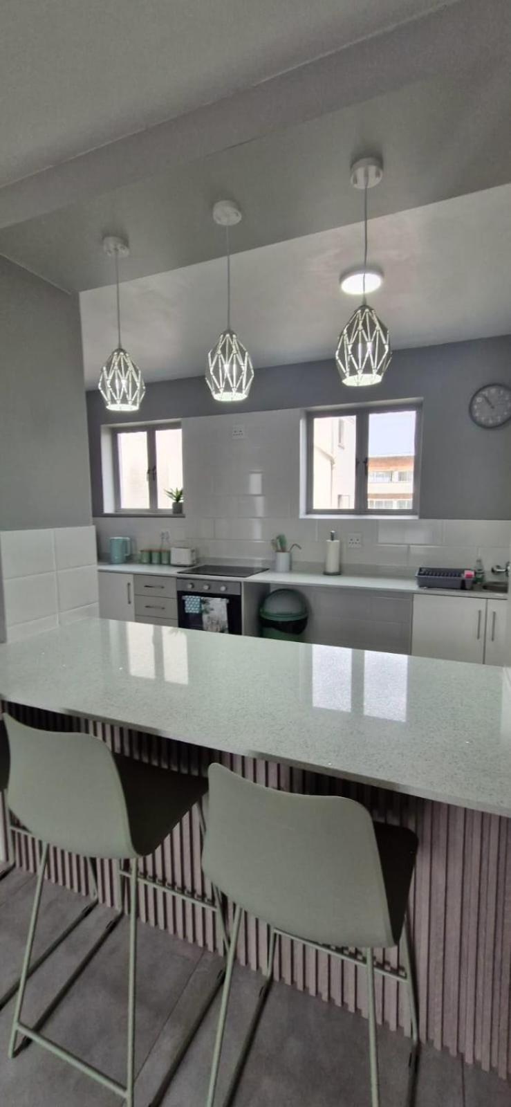 Admirals Lodge Guest House And Brightways Self Catering Apartments Port Elizabeth Rum bild